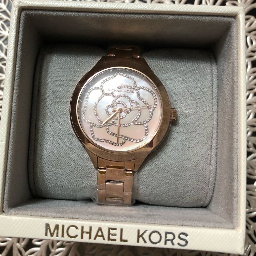 New Michael kors watch rose gold
